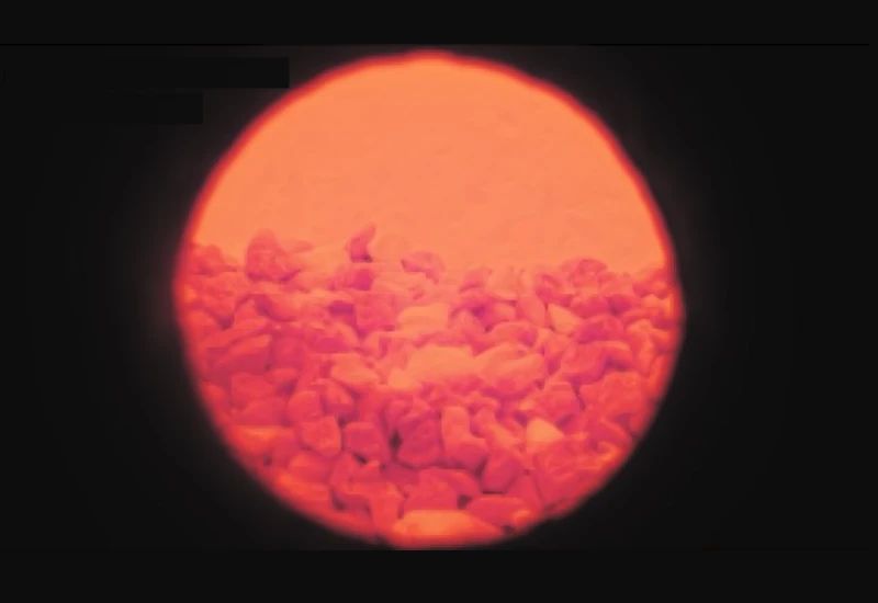 レベル監視 炉体覗窓からの焼成状況の目視確認の写真